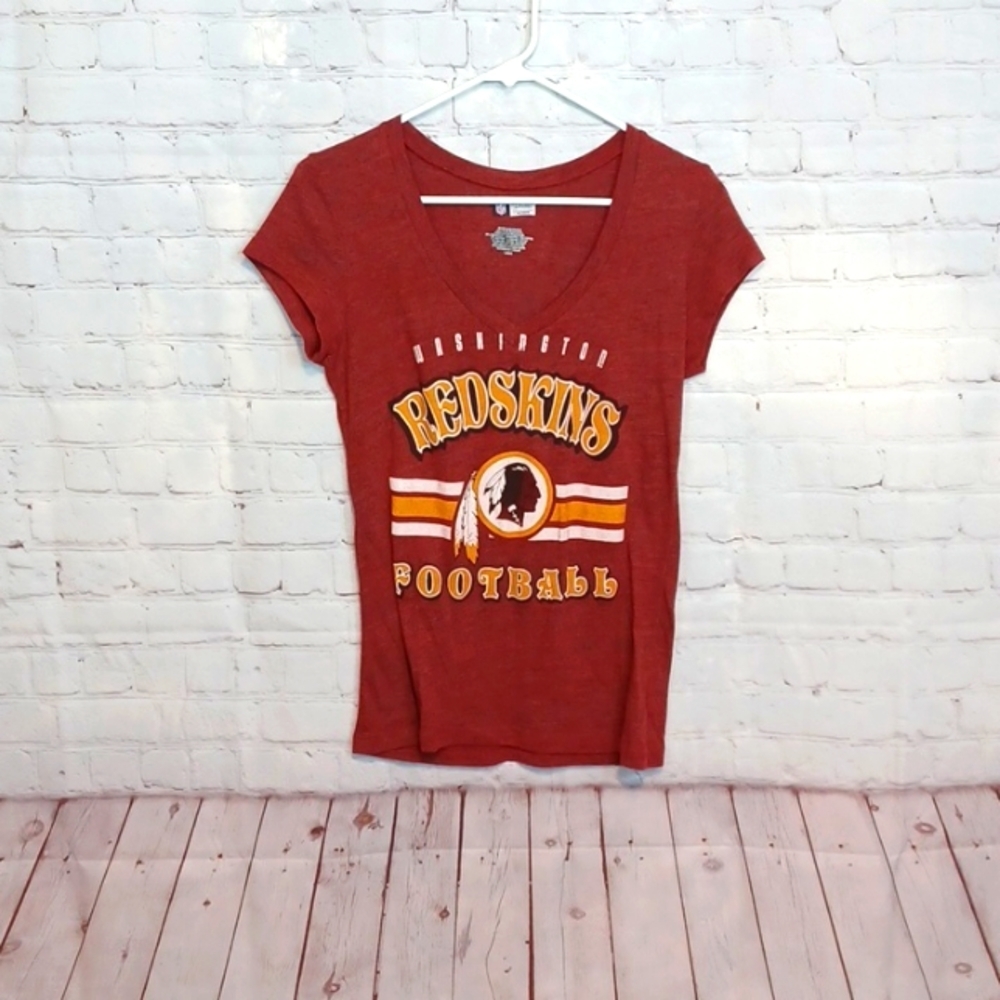 NFL ‎ Team Red Skins  Red Football Woman's TShirt L